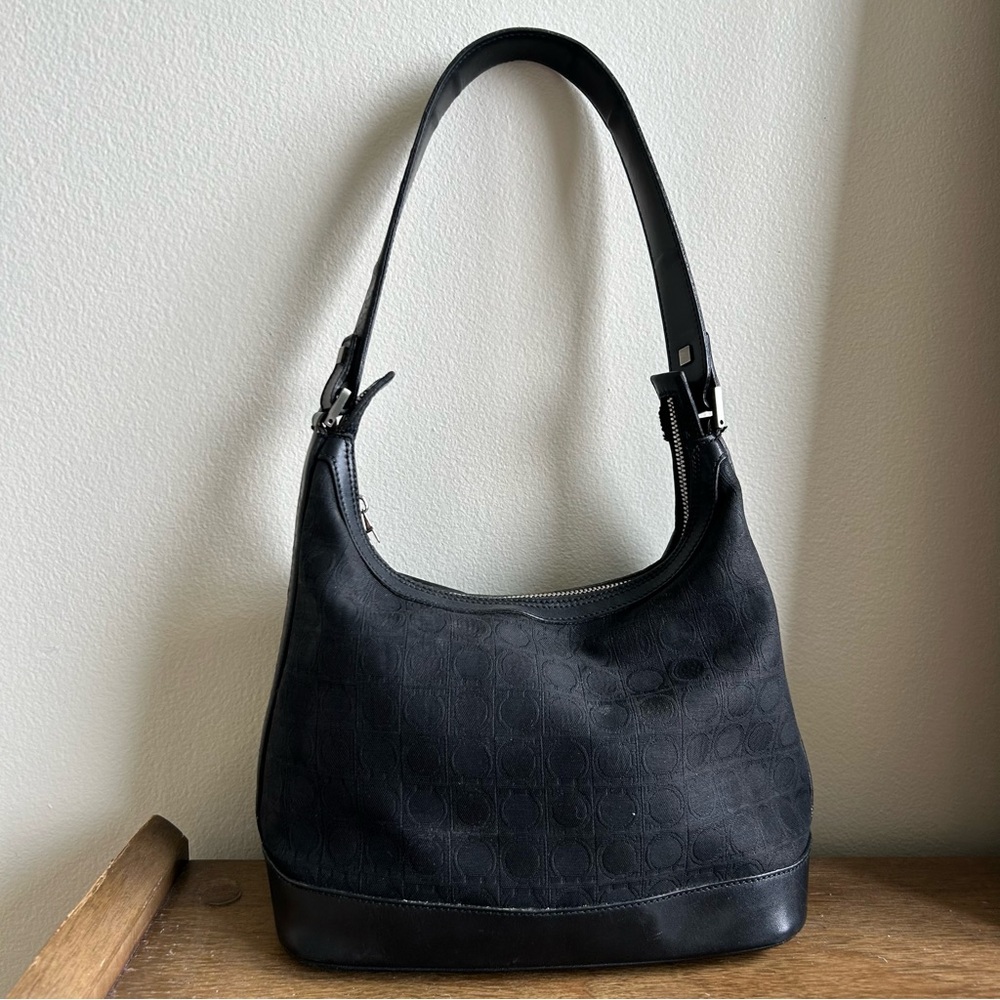 Vintage Salvatore Ferragamo Shoulder Bag | leather and canvas purse - Picture 3 of 12